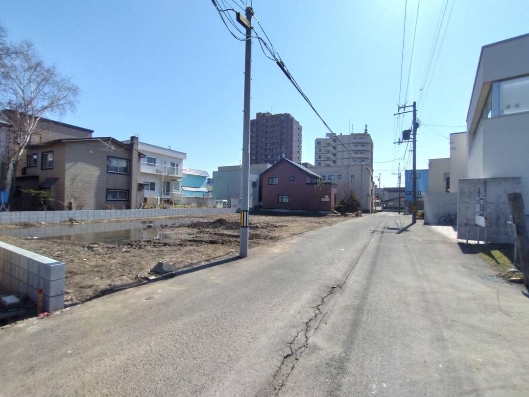 124.99 sqm Residential Land for Sale in Sapporo's Miyanomori - Thumbnail 3