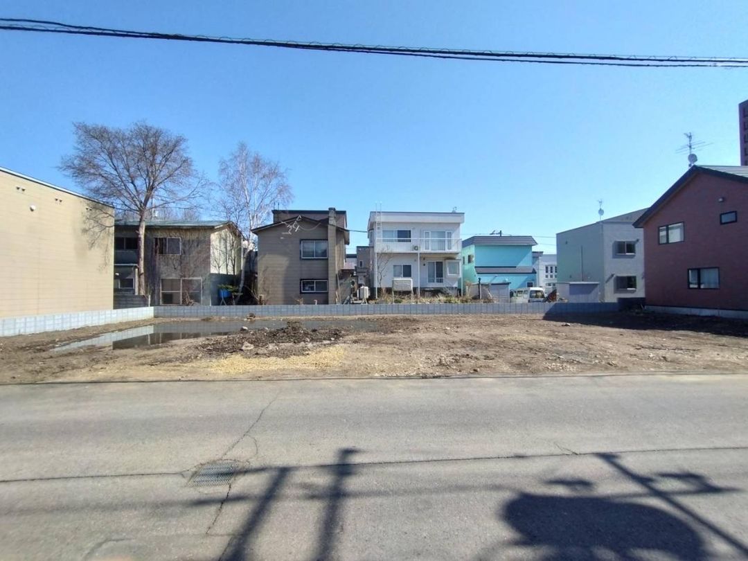 124.99 sqm Residential Land for Sale in Sapporo's Miyanomori - Thumbnail 2