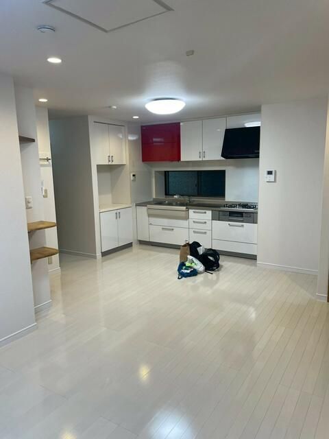 3SLDK Detached House for Rent in Atsugi, Kanagawa - Thumbnail 2