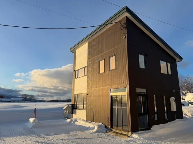 Modern 3LDK House in Quiet Kutchan, Hokkaido with Parking for 3 - Main Image