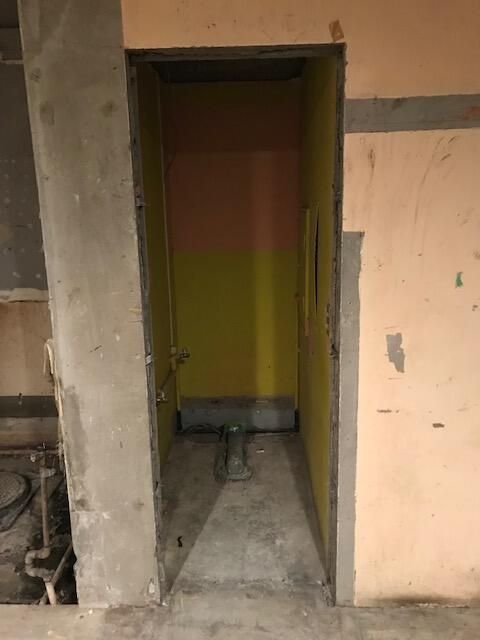 Commercial Space for Lease in Shinjuku, Tokyo | 56.27 sqm - Thumbnail 3