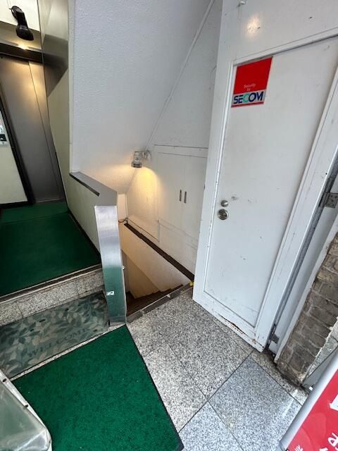 Commercial Space for Lease in Shinjuku, Tokyo | 56.27 sqm - Thumbnail 2