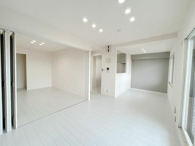 Renovated 3LDK Apartment for Sale in Otaru, Hokkaido - Thumbnail 4
