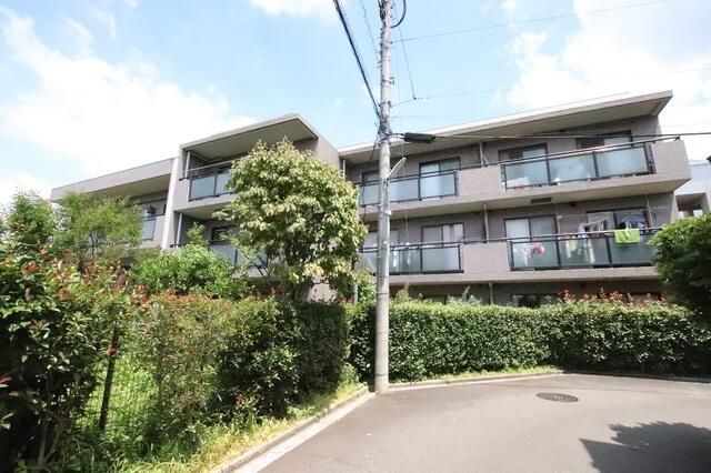 2LDK Apartment for Rent in Chofu, Tokyo - 55.44 sqm - Thumbnail 2