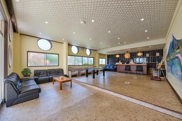 Hotel for Sale in Fujikawaguchiko with 11.4% Net Yield - Thumbnail 2