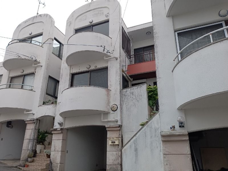 1992 3LDK RC House for Sale in Naha's Shuri, Okinawa - Image 10