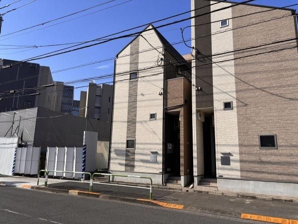 8-Unit Apartment Building for Sale in Kita Ward, Tokyo - Thumbnail 2