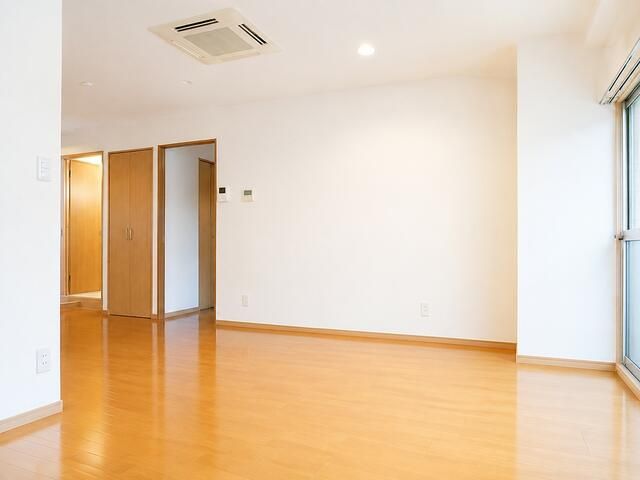1LDK Apartment for Sale in Ichikawa, Chiba - Thumbnail 3