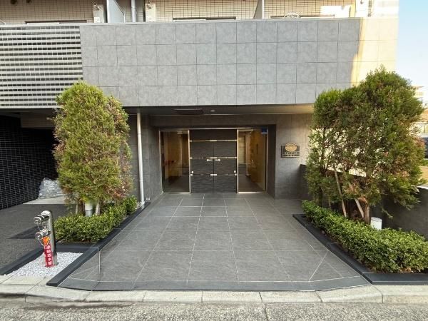 1K Apartment for Sale in Tachikawa, Tokyo - Main Stage Tachikawa 2 - Thumbnail 3