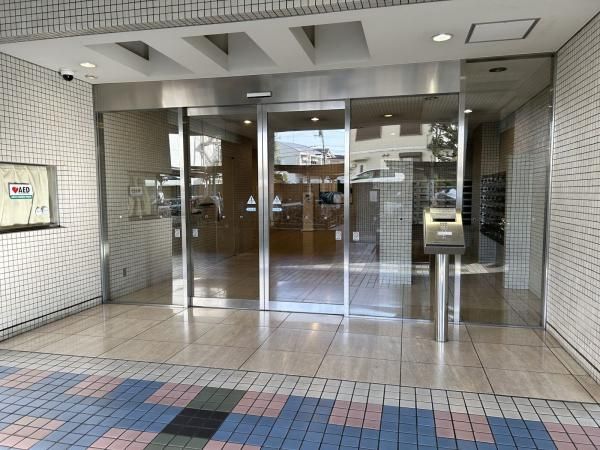 The Square 3LDK Condo for Sale in Tama, Tokyo - Thumbnail 3