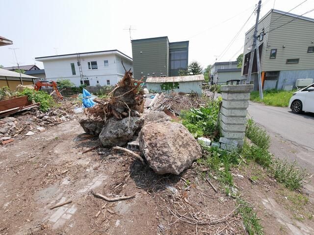 Land for Sale in Minami-ku, Sapporo - 633.87 sqm - Thumbnail 4
