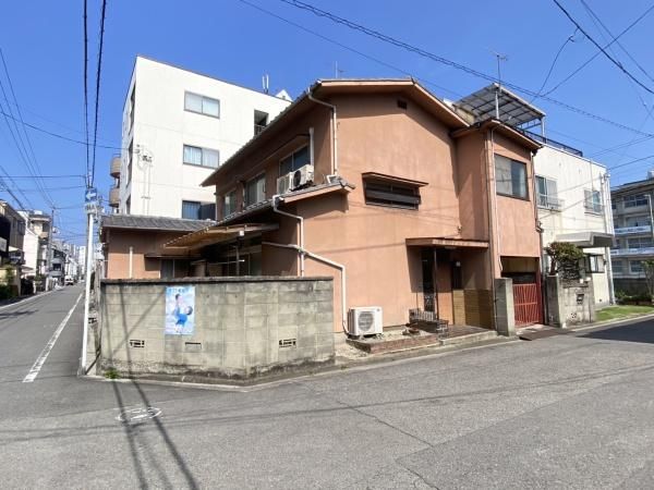 1972 6DK House for Sale in Matsuyama, 2 Min from Teppocho Station - Main Image