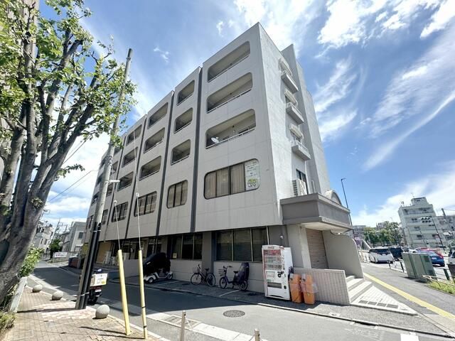 Office for Rent in Adachi, Tokyo - 40.5 sqm Near Daishimae Station - Thumbnail 2