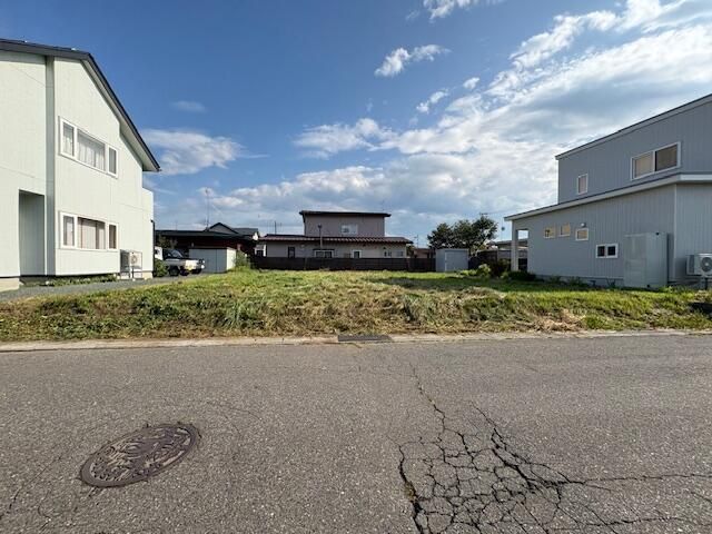 340 sqm Residential Land for Sale in Towada, Aomori - Thumbnail 4