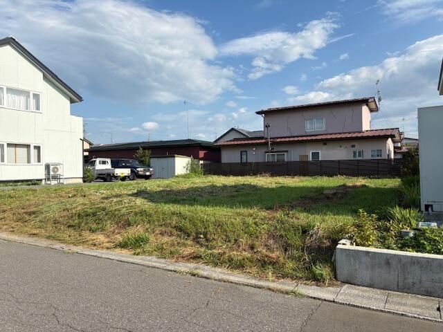 340 sqm Residential Land for Sale in Towada, Aomori - Thumbnail 3