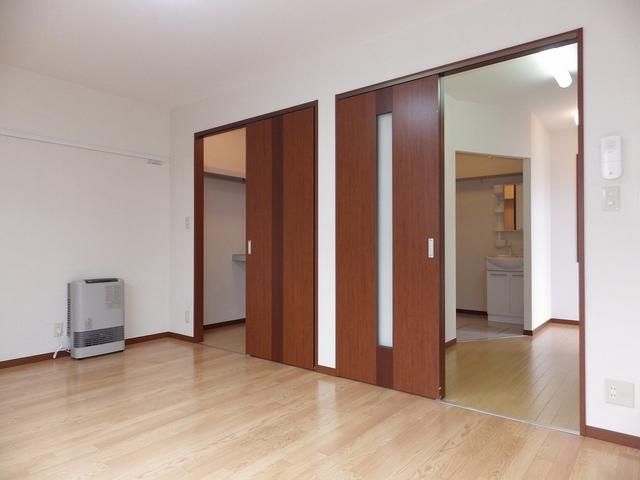 1SK Apartment for Rent in Matsumoto, Nagano - 50,000 Yen - Thumbnail 3