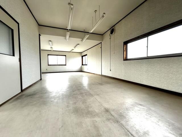 Commercial Property for Rent in Tsuruoka City, Yamagata - 136.20 sqm - Thumbnail 3