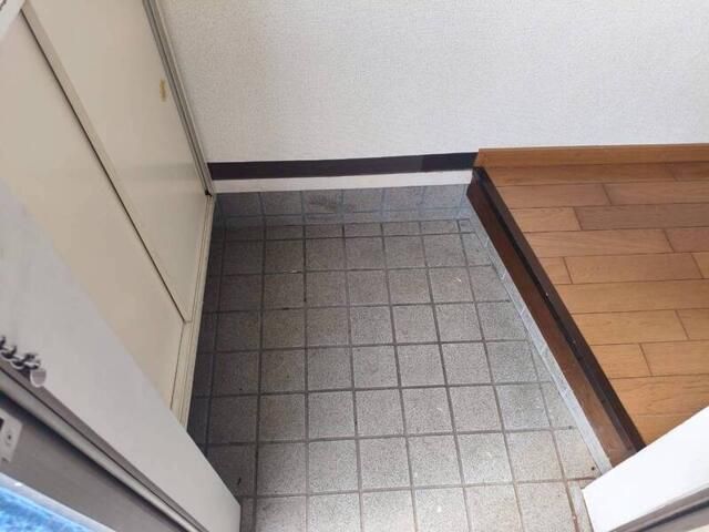 2LDK Terrace House for Rent in Nagareyama, Chiba - Thumbnail 4