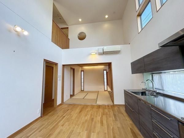 3DK House for Sale in Serigaya, Yokohama - Thumbnail 2