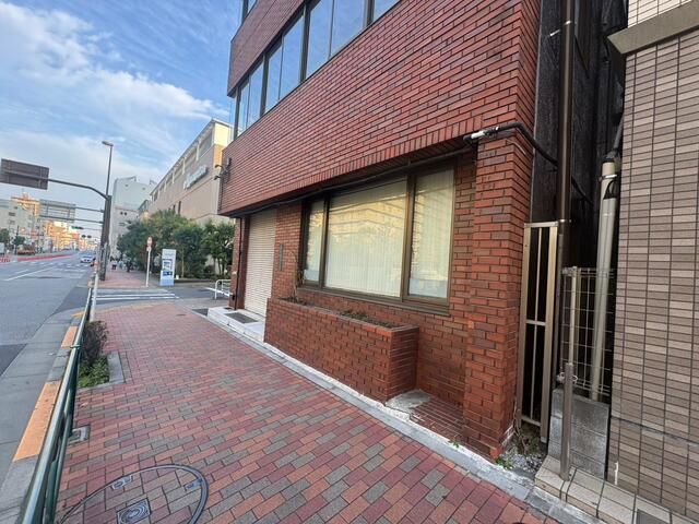 Iijima Building Commercial Space for Rent in Koto, Tokyo - Thumbnail 2