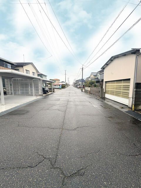 Renovated 5SLDK House in Higashi Ward, Niigata City - Thumbnail 2