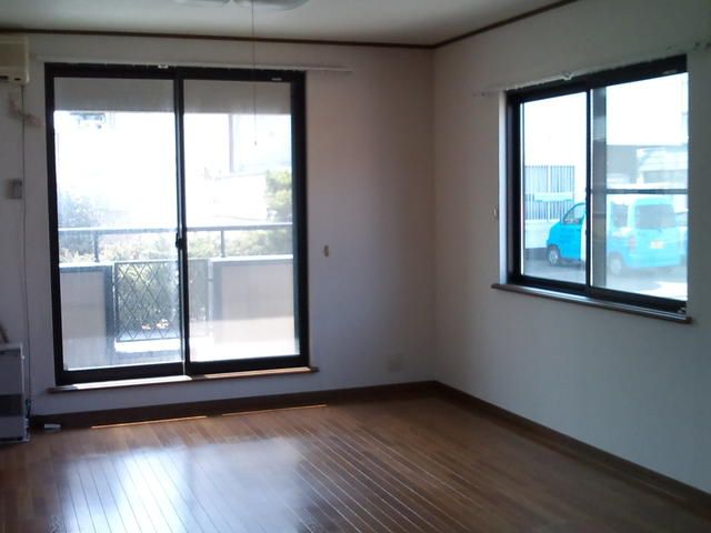1LDK Apartment for Rent in Hirosaki, Aomori - 49,000 Yen - Thumbnail 3
