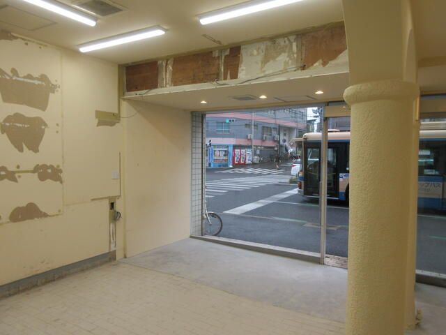 Commercial Space for Rent in Nishikanagawa, Yokohama - Thumbnail 3