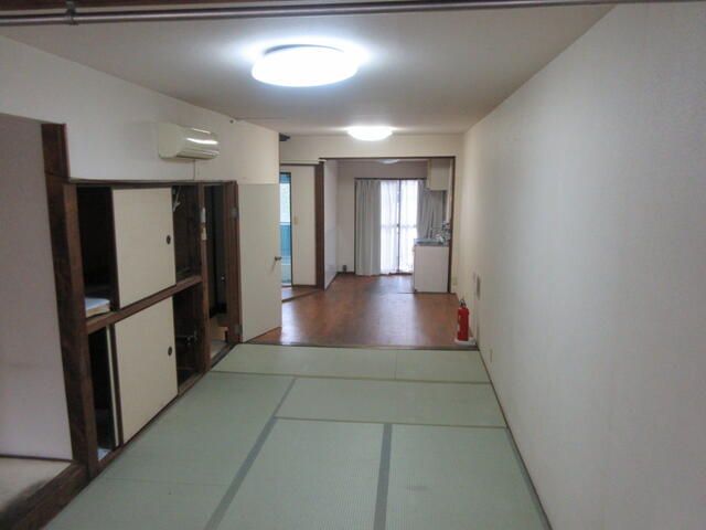 Commercial Space for Rent in Nishikanagawa, Yokohama - Thumbnail 4
