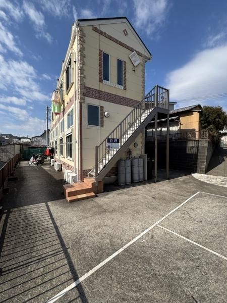 Unite Tsurumi Luxanbule Apartment Building for Sale in Yokohama - Thumbnail 4