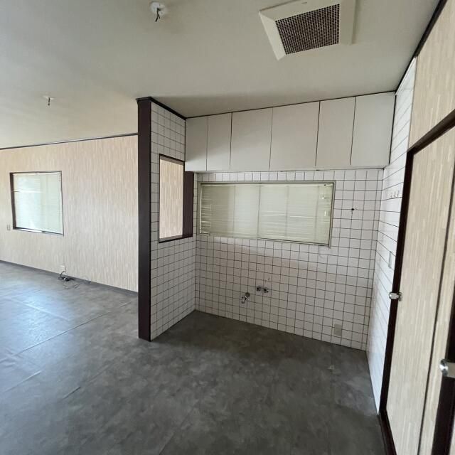 Residential Shop 76.17m² 2DK for Rent in Mobara, Chiba - Thumbnail 3