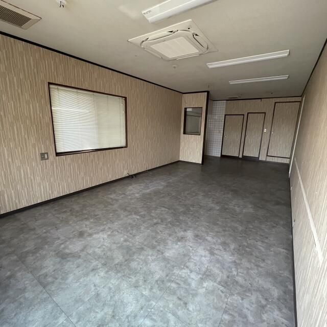 Residential Shop 76.17m² 2DK for Rent in Mobara, Chiba - Thumbnail 2
