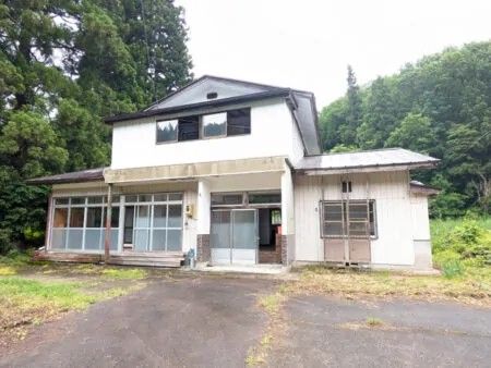 Serene Farmland Property with River Sounds in Kitakata, Fukushima - Thumbnail 2