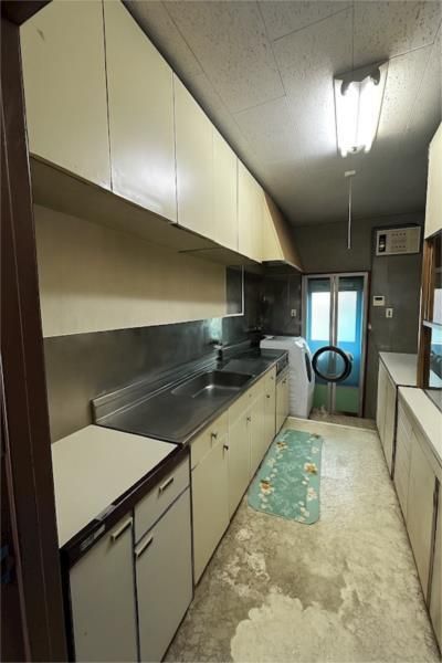 6-Bedroom RC House for Sale in Yatomi, Aichi - 192.58 sqm Land - Thumbnail 2