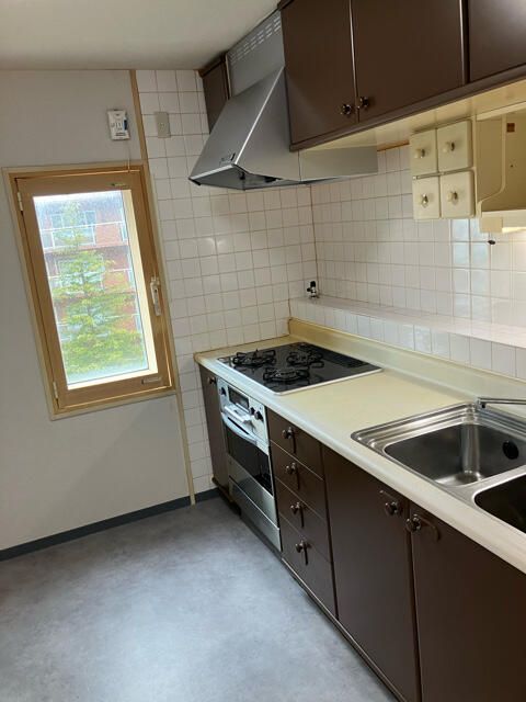 4LDK Apartment for Sale in Sapporo's Miyanomori | Residence Miyanomori - Thumbnail 4