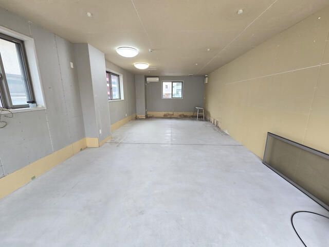 48.24m² Commercial Space for Rent in Yotsugi, Katsushika-ku - Thumbnail 3