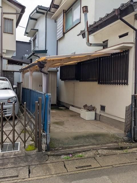 1975 3DK House for Sale in Sakado, Saitama - Corner Plot with Free Parking - Thumbnail 3