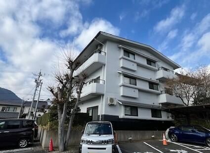 4DK Apartment for Rent in Nagano City near Gondo Station - Thumbnail 2