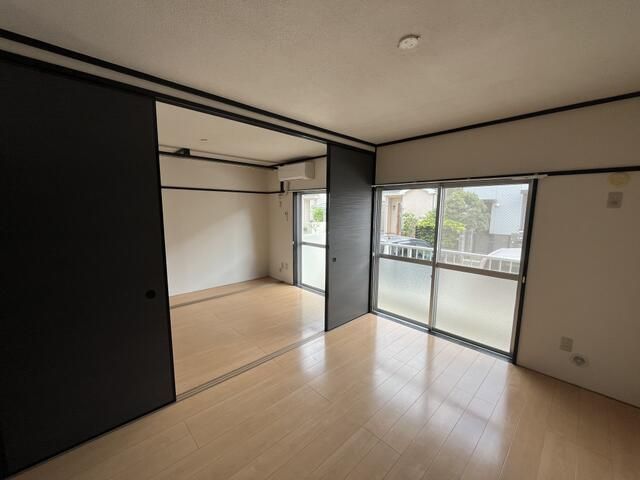 2DK Apartment for Rent in Yotsukaido, Chiba - 41.97 sqm - Thumbnail 2