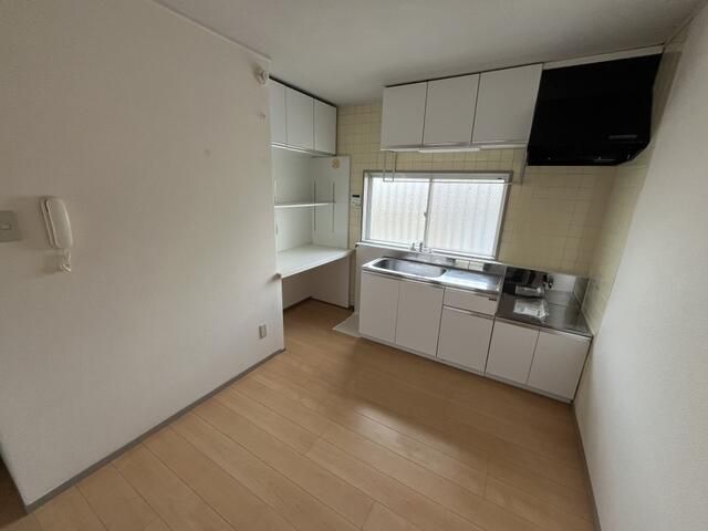 2DK Apartment for Rent in Yotsukaido, Chiba - 41.97 sqm - Thumbnail 4