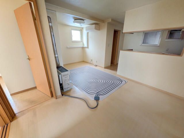 4LDK Single-Story House for Sale in Otaru, Hokkaido - Thumbnail 2