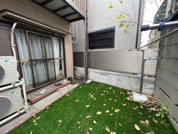 6-Unit Share House Apartment for Sale in Shinjuku, Tokyo - Thumbnail 3