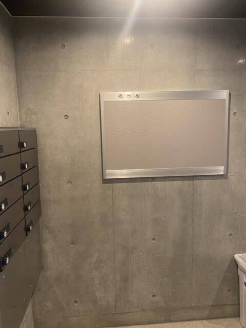 Modern 5-Story RC Building for Sale in Meguro, Tokyo - Thumbnail 4