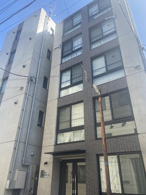 Modern 5-Story RC Building for Sale in Meguro, Tokyo - Thumbnail 2