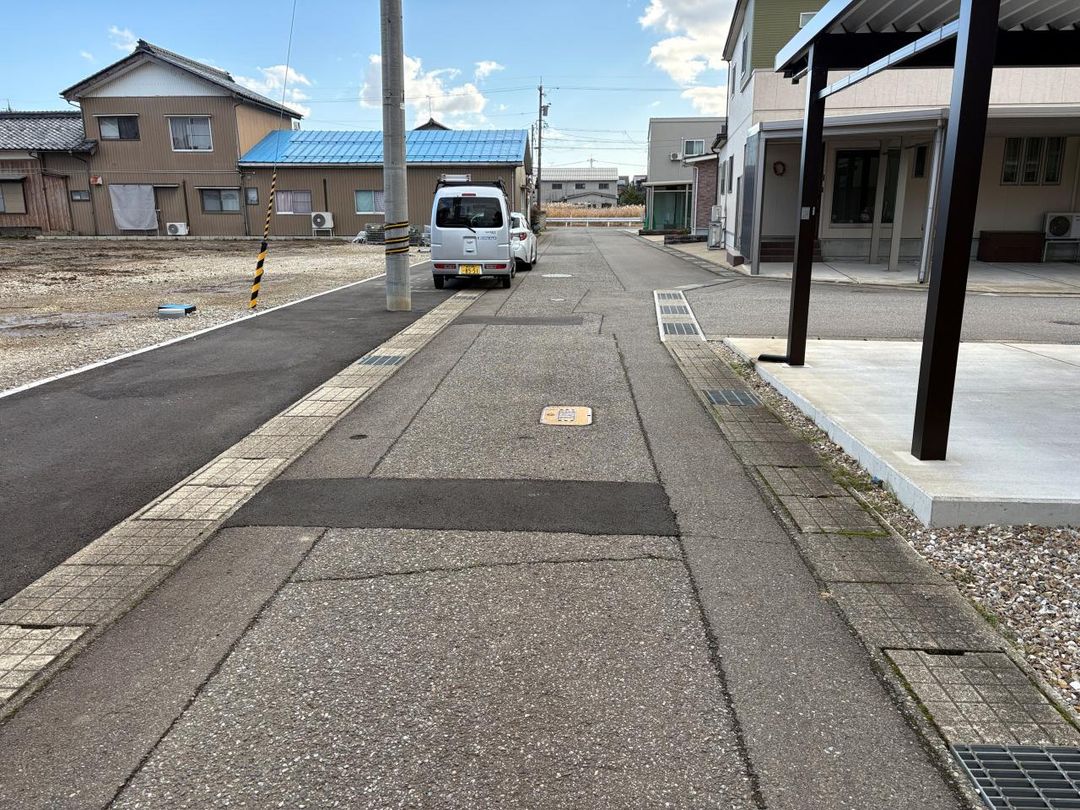 New 4LDK House for Sale in Sakai, Fukui Prefecture - Thumbnail 2
