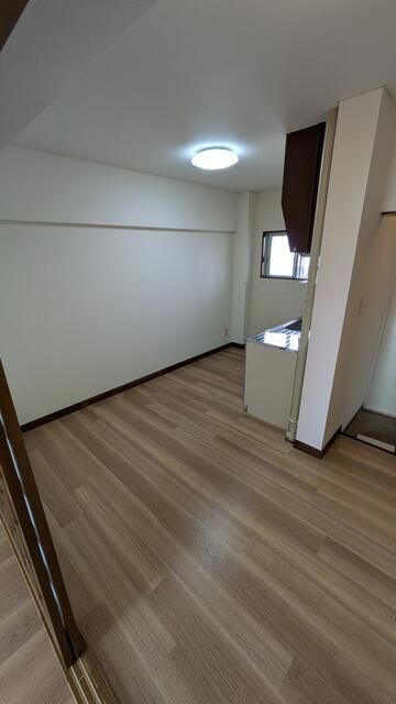 Kyofuku Hinode Mansion 2DK Apartment for Rent in Fukui - Thumbnail 2