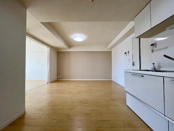 1SLDK Apartment for Sale near Hiratsuka Station, Kanagawa - Thumbnail 3