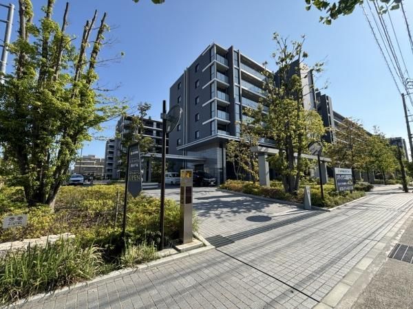 3LDK Apartment for Sale in Hiratsuka, Kanagawa - Thumbnail 3