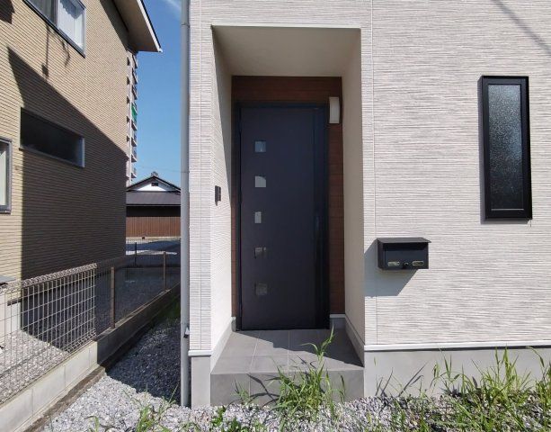 Modern 3LDK House for Sale in Higashiomi, Shiga | 2020 Build - Thumbnail 2
