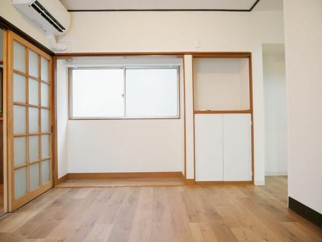 2LDK Detached House for Sale in Konan, Yokohama - Thumbnail 3