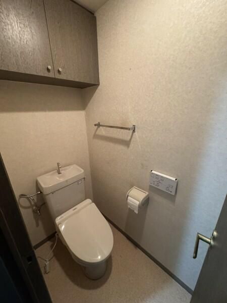 2LDK Apartment for Sale in Saitama City, 61.95 sqm - Thumbnail 3